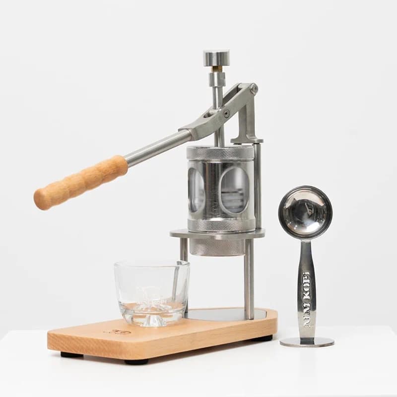 MS1 - Mini Portable Manual Espresso Machine with Wooden Base — image 3