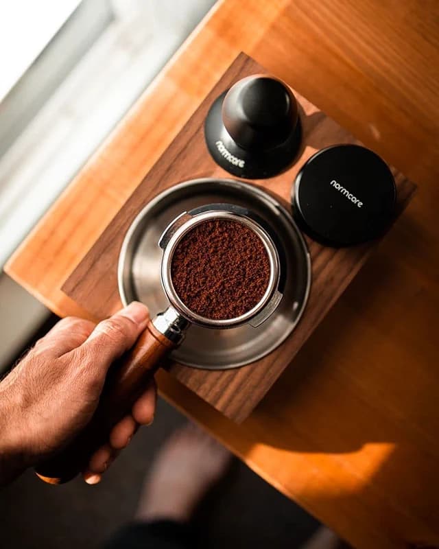 Normcore 58.5mm Coffee Tamper V4 - Spring-Loaded Tamper with 15lb / 25lb / — image 5